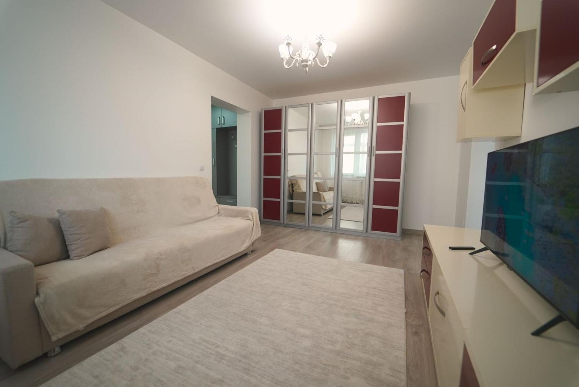 Luxury Apartament Ultracentral Of Suceava Esplanada Ngoại thất bức ảnh