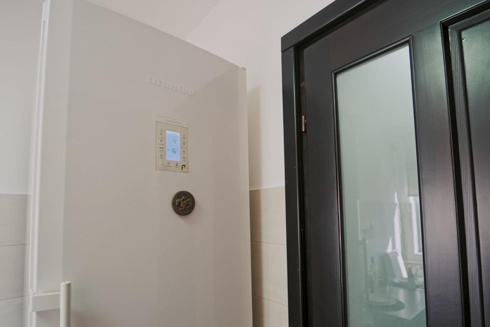 Luxury Apartament Ultracentral Of Suceava Esplanada Ngoại thất bức ảnh