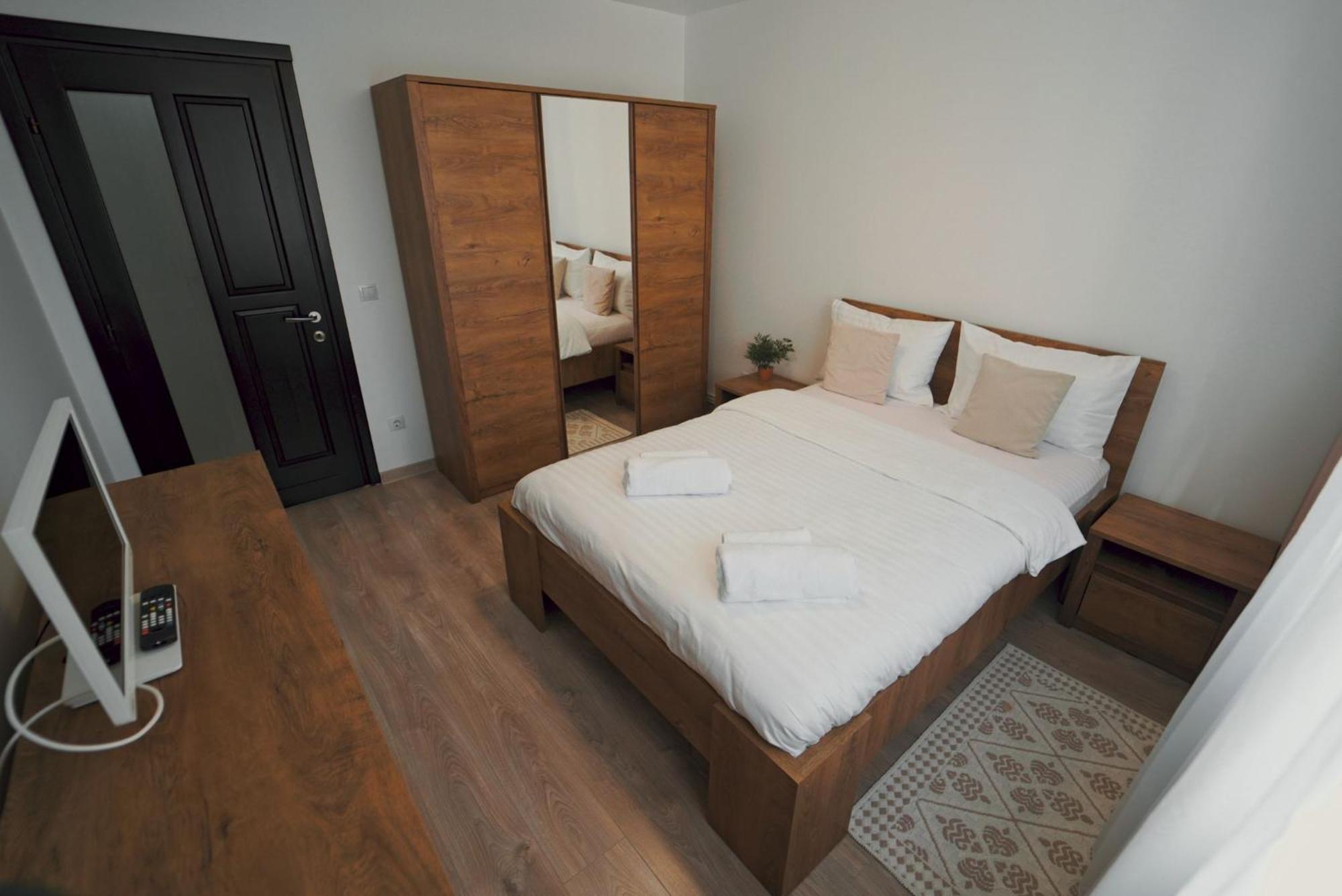 Luxury Apartament Ultracentral Of Suceava Esplanada Ngoại thất bức ảnh